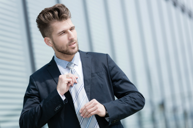 Männer mit Stil tragen den Anzug richtig Textilwaren Magazin Männer mit Stil tragen den Anzug richtig Textilwaren Magazin