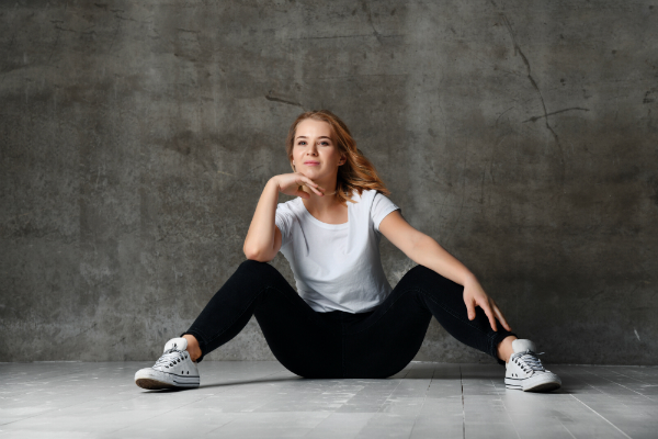 Feminin geschnittene Shirts beim Sport