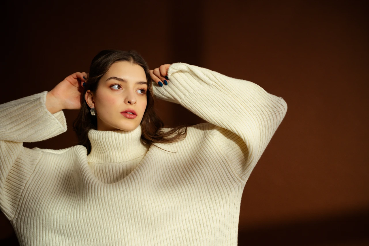 Turtleneck Rollkragenpullover Outfit-Ideen für Damen und Herren