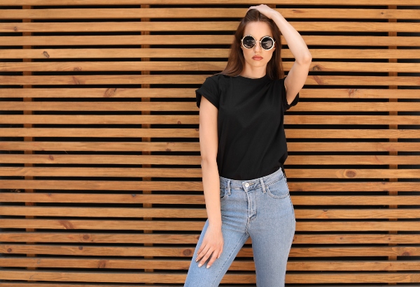 Basic T-Shirt kombinieren Jeans