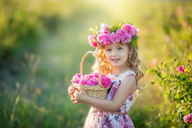 Sommerkleidung für Mädchen - Blumenkleid