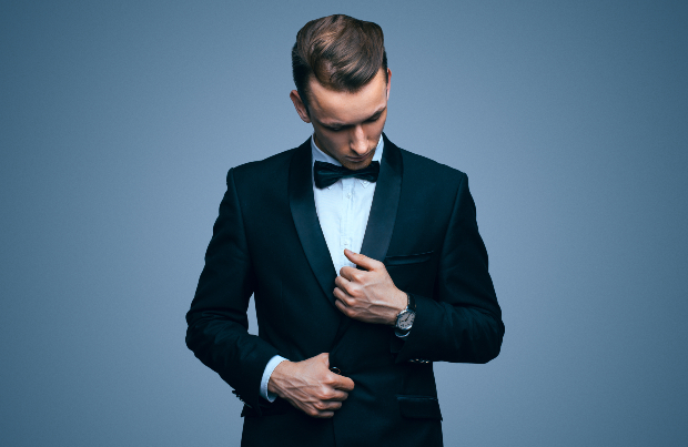 Mann im Tuxedo - Black Tie Desscode