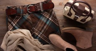 Tartan-Rock mit Accessoires