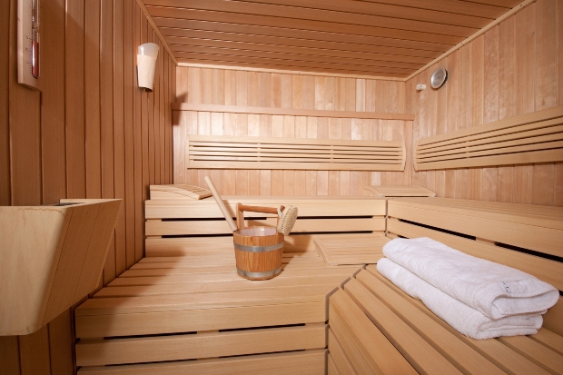 Sauna mit Handtüchern - Frottee vs. Frottier