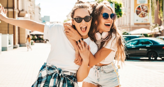 Junge-Frauen-T-Shirts - T-Shirt Trends 2023