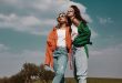Junge-Frauen-fruehlingslook- Styling-Ideen für den Frühling