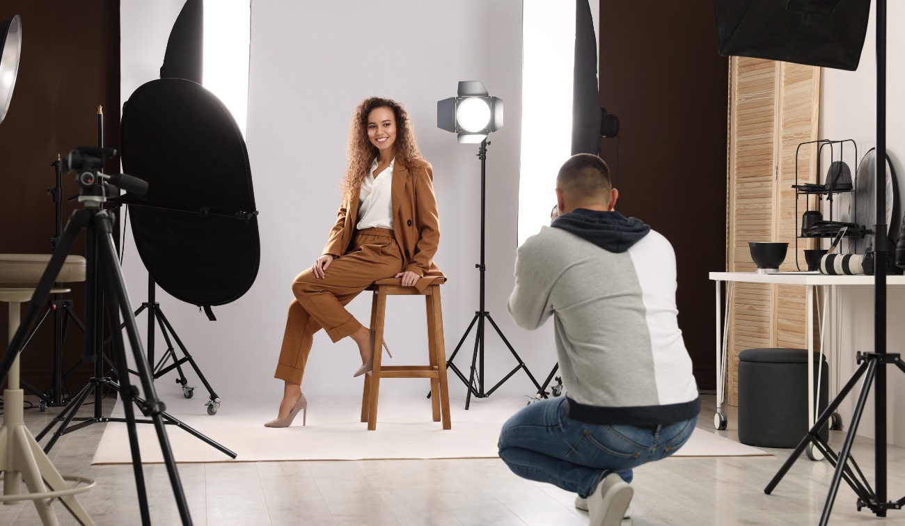 Kleidung-fuer-das-perfekte-Bewerbungsfoto